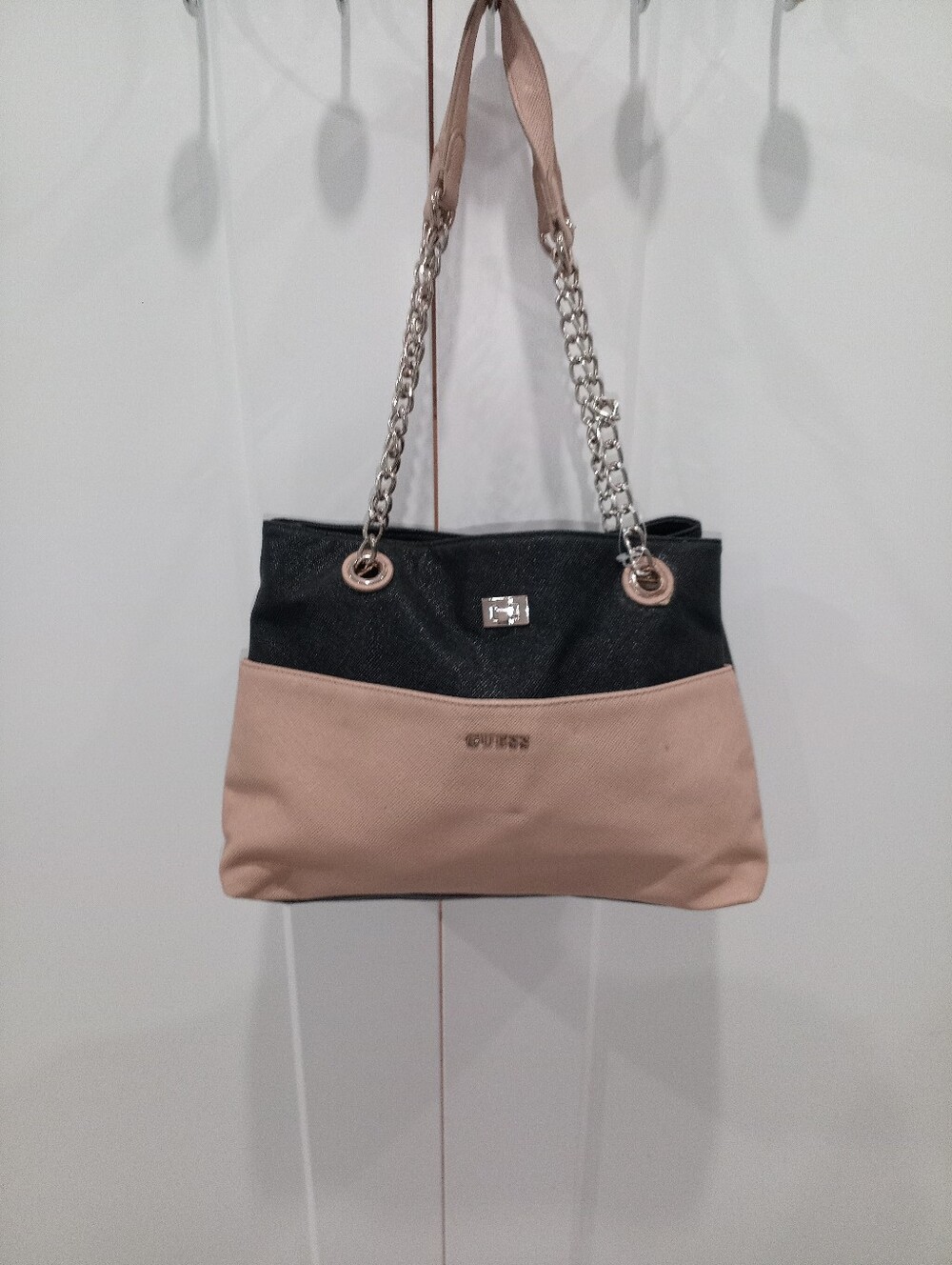 GUESS Black Blush Pink Colorblock Tote Chain Shoulder Bag Satchel Purse Grab It!